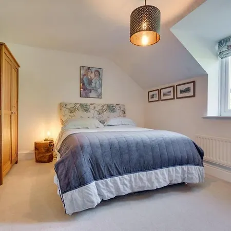 Mews - 2 Bedroom